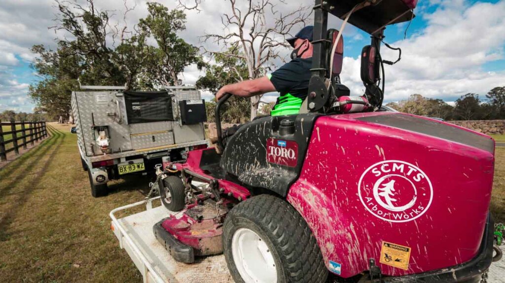 lawn tractor|tree removal Sydney|scmts